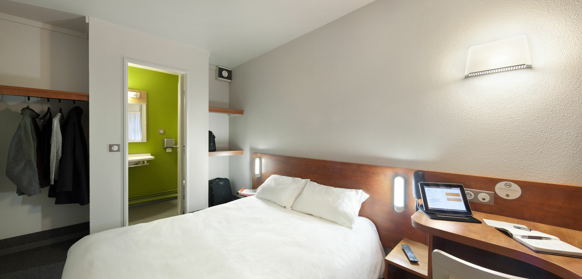 B&B Hotel Angers 1 布库茨 外观 照片